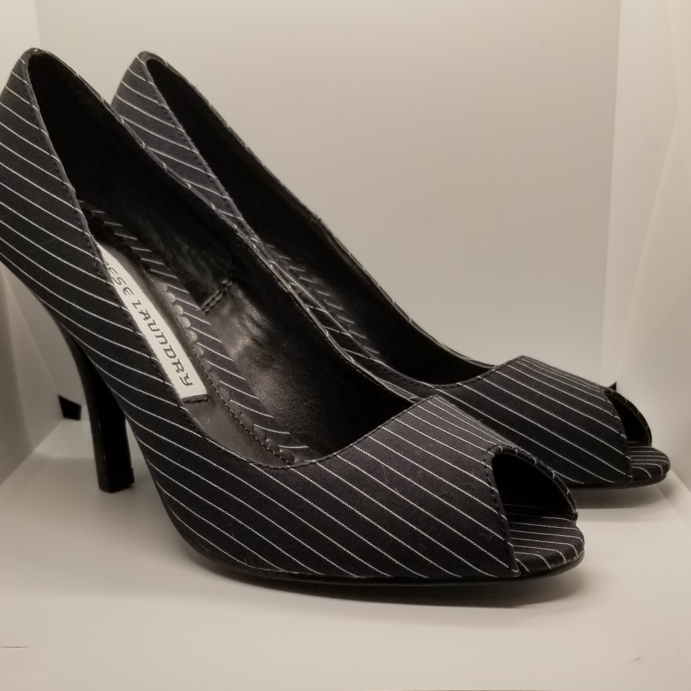 *NWOB* Chinese Laundry Pinstripe Shoes